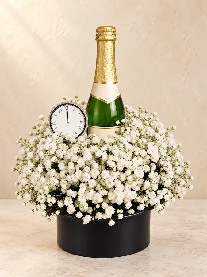 Festliches Blumenarrangement zum Jahreswechsel